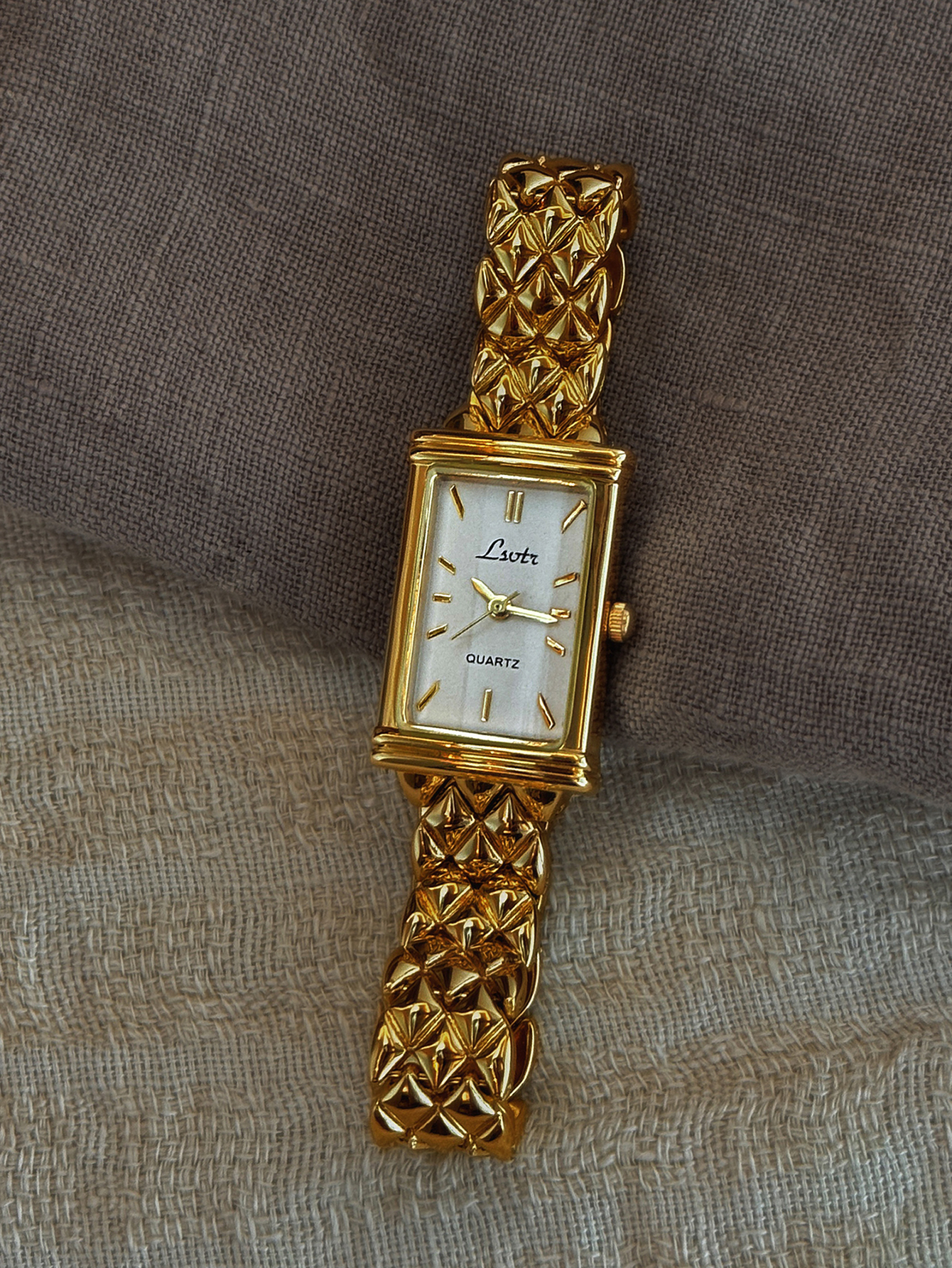 1 New Gold-Colored French High - Luxury Watch Life incelemesi ve fiyatı
