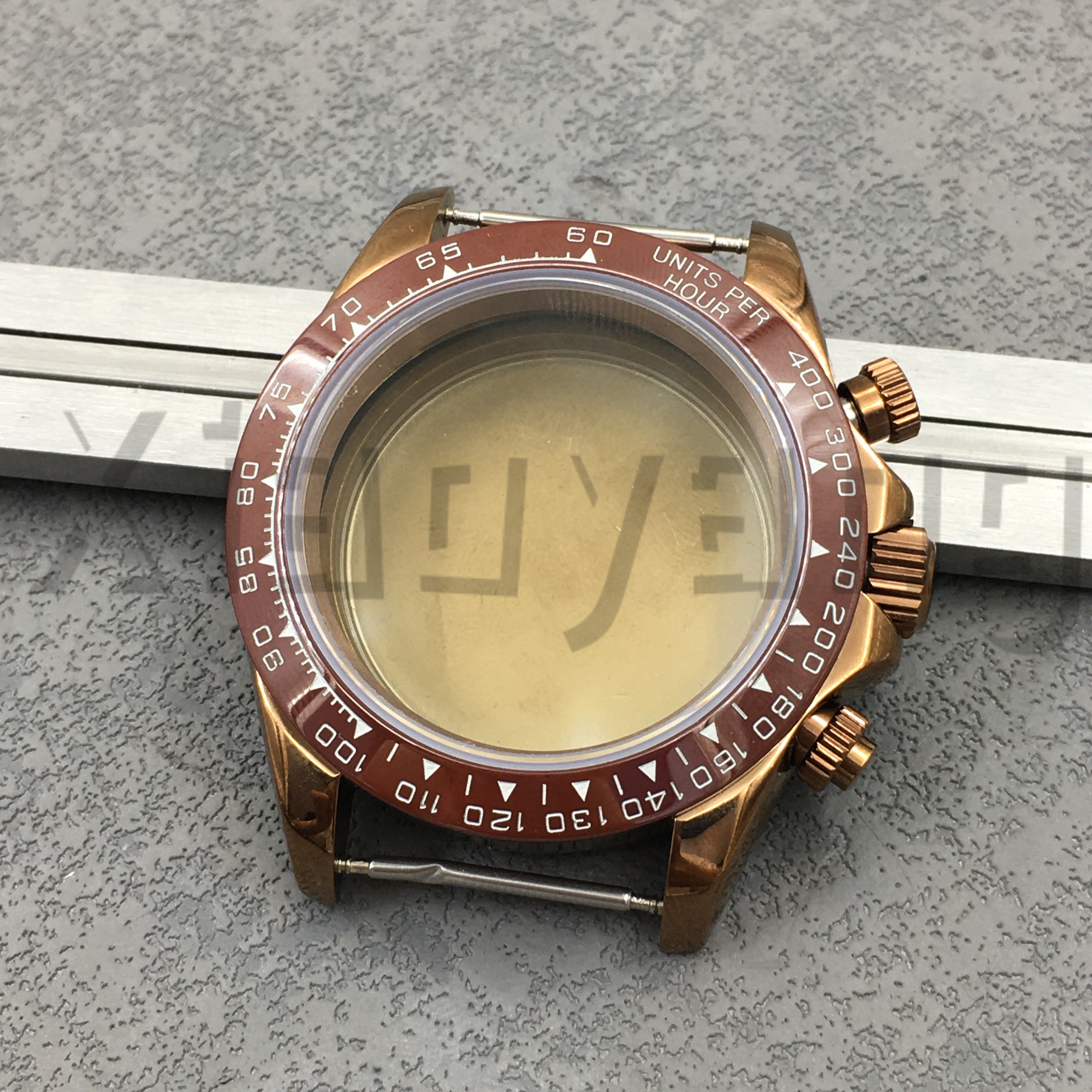 39mm VK63 Quartz Chronograph C - Bronze Case Watch incelemesi ve fiyatı