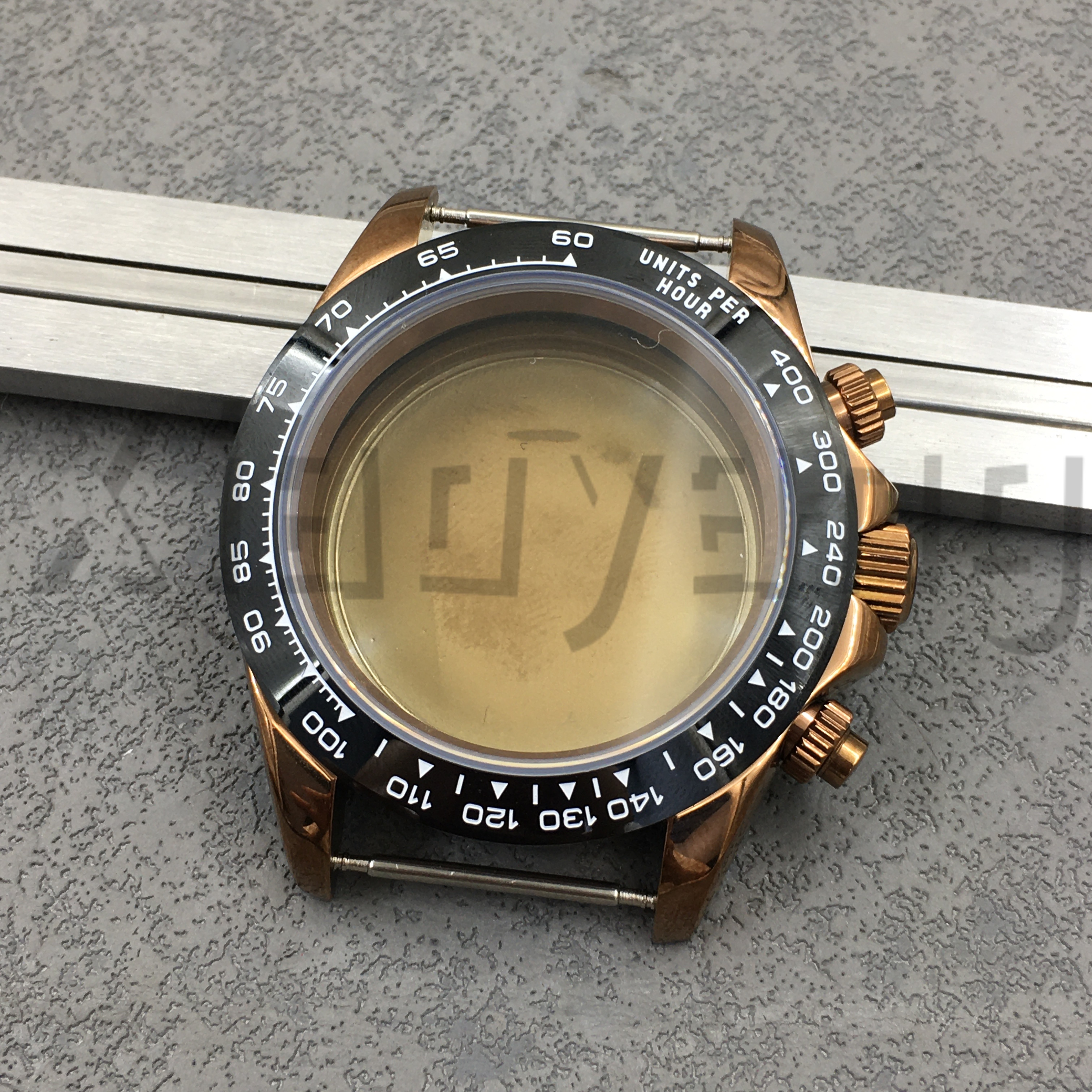39mm VK63 Quartz Chronograph C - Bronze Case Watch incelemesi ve fiyatı