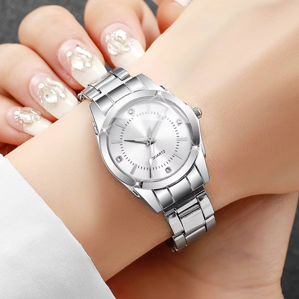 Luxury Rhinestone Women Watche - Luxury Watch Travel Case incelemesi ve fiyatı